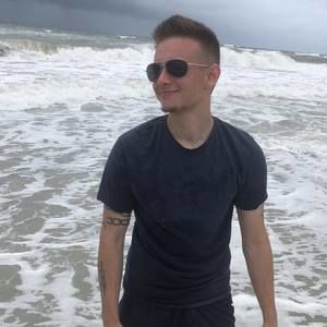 Meet your Posher, Daniel